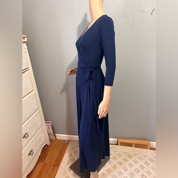 Garden District Navy blue wrap maxi dress size small - Picture 7 of 11